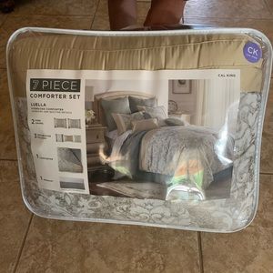 7 piece comforter set, Cal King